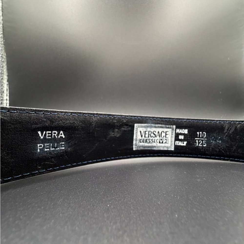 Versace Verrsa V2 Adjustable Leather Belt - Dark Navy - Size 44/110 - Picture 4 of 12